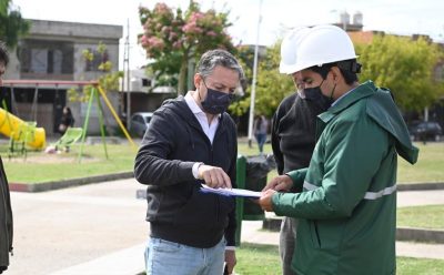 FERNANDO GRAY RECORRIÓ LA OBRA DE REMODELACIÓN DE LA PLAZA MANUEL BELGRANO