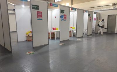 OPERATIVOS DE DESINFECCIÓN EN ESPACIOS PÚBLICOS Y CENTROS MUNICIPALES DE ESTEBAN ECHEVERRÍA