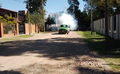 CUADRILLAS MUNICIPALES REALIZARON TAREAS DE FUMIGACIÓN EN EL JAGÜEL