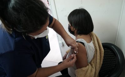 AVANZAN LOS OPERATIVOS DE VACUNACIÓN PARA NIÑAS, NIÑOS Y PERSONAS ADULTAS