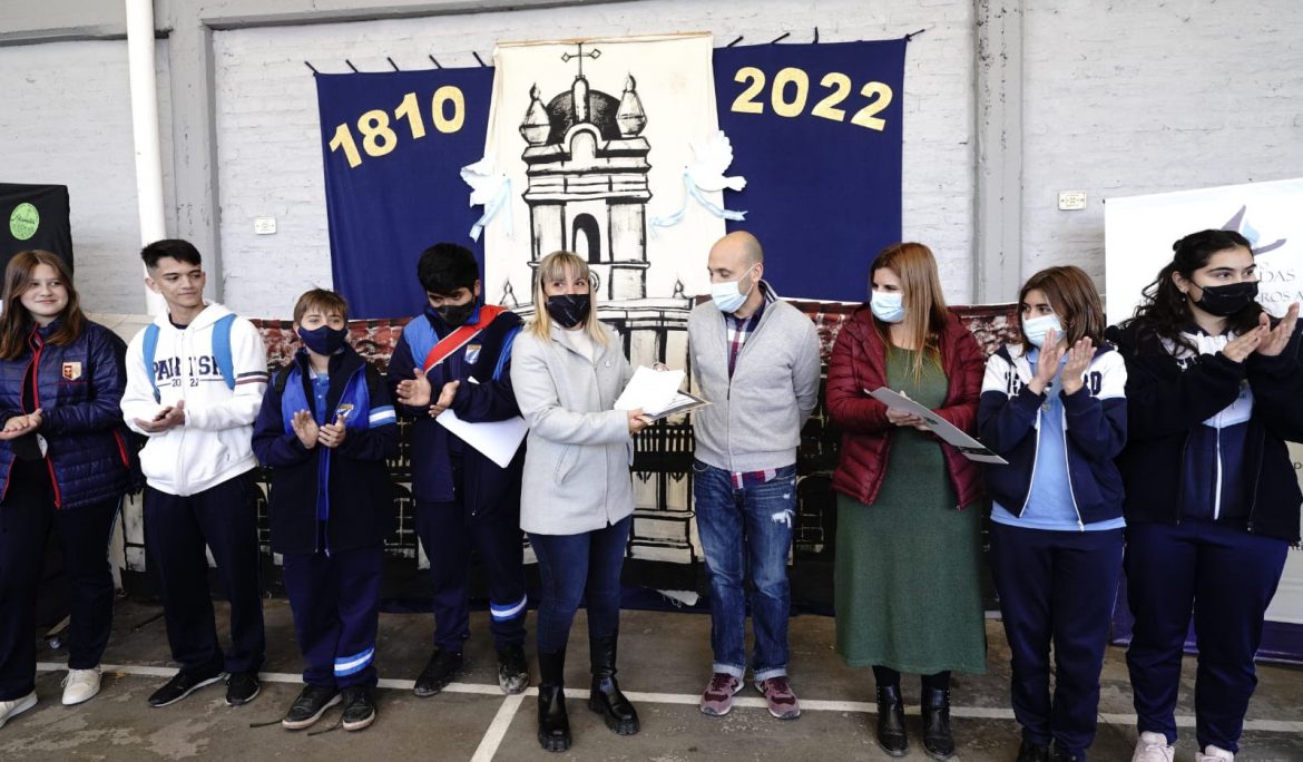 EL MUNICIPIO ACOMPAÑÓ A LAS Y LOS ESTUDIANTES EN EL INICIO DEL CERTAMEN INTERCOLEGIAL DE LA OLIMPÍADA MATEMÁTICA ARGENTINA