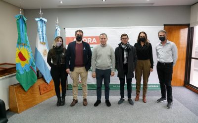 FERNANDO GRAY SE REUNIÓ CON REPRESENTANTES DE LA EMPRESA LOGISPACK