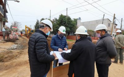 FERNANDO GRAY SUPERVISÓ LA OBRA DE LA CUENCA OLIVER EN 9 DE ABRIL