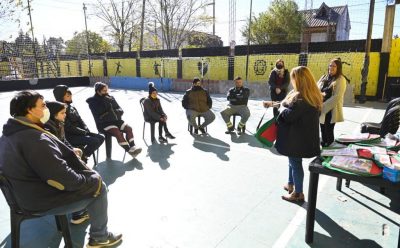 ENTREGA DE MOBILIARIO Y KITS ESCOLARES PARA EL PROGRAMA FINES