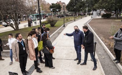 FERNANDO GRAY EN LA INAUGURACIÓN DE LA PUESTA EN VALOR DE LA PLAZA ARÁOZ ALFARO