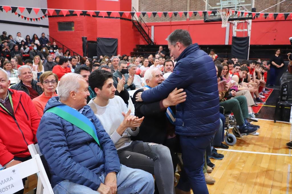 FERNANDO GRAY PARTICIPÓ DE LA CELEBRACIÓN DE LOS 100 AÑOS DEL CLUB ATLÉTICO MONTE  GRANDE – Esteban Echeverría