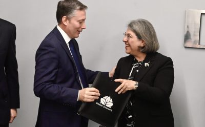 FERNANDO GRAY SE REUNIÓ CON EL PRESIDENTE DE LA DAIA Y LA ALCALDESA DE MIAMI