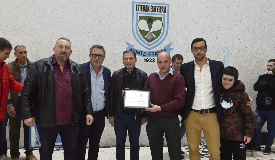 Fernando Gray participó del 100° aniversario del Club Social y Deportivo Esteban Echeverria