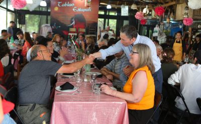 FERNANDO GRAY HOMENAJEÓ A CANILLITAS DE ESTEBAN ECHEVERRÍA