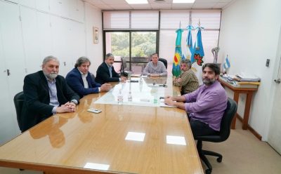 FERNANDO GRAY SE REUNIÓ CON AUTORIDADES DEL ENTE REGULADOR DE AGUA Y SANEAMIENTO