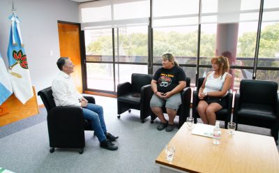 <strong>FERNANDO GRAY DIALOGÓ CON REPRESENTANTES DE LA LIGA DE FÚTBOL FEMENINO DE ESTEBAN ECHEVERRÍA</strong>
