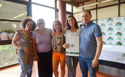 <strong>FERNANDO GRAY SE REUNIÓ CON ARTISTAS LOCALES QUE PARTICIPARÁN DEL FESTIVAL COSQUÍN 2023</strong>