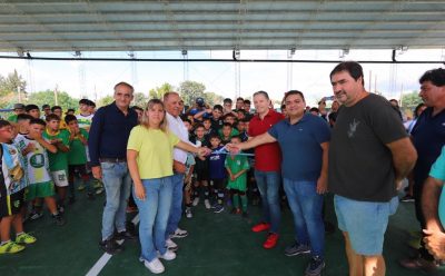 FERNANDO GRAY INAUGURÓ LOS TECHOS PARABÓLICOS DE LOS CLUBES LAS COLINAS Y ESTRELLA DEL SUR