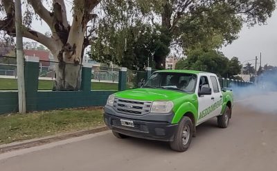 CONTINÚAN LAS TAREAS DE FUMIGACIÓN EN ESTEBAN ECHEVERRÍA
