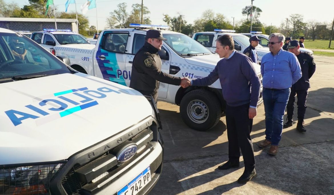 EL MUNICIPIO DE ESTEBAN ECHEVERRÍA RECIBIÓ 24 PATRULLEROS BLINDADOS 0 KM PARA REFORZAR LA SEGURIDAD EN EL DISTRITO
