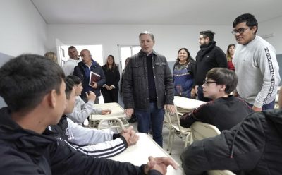 FERNANDO GRAY INAUGURÓ OBRASEN LA ESCUELA SECUNDARIA N° 39 DE 9 DE ABRIL