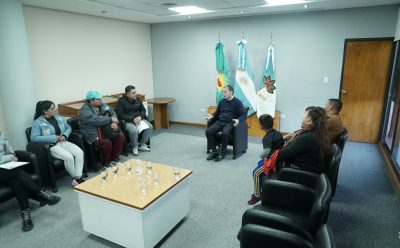 FERNANDO GRAY SE REUNIÓ CON REPRESENTANTES DEL CLUB SOCIAL Y DEPORTIVO 19 DE AGOSTO
