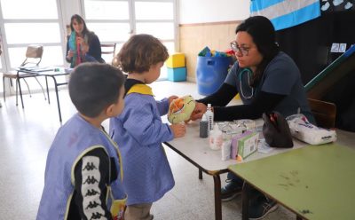 LAS CHICAS Y LOS CHICOS DEL JARDÍN DE INFANTES N° 905 PARTICIPARON DE UNA JORNADA DEL PROGRAMA VAMOS A LA VETERINARIA