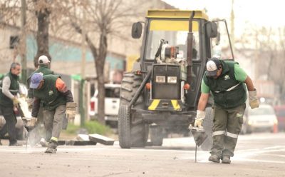 CONTINÚAN LAS TAREAS DE TOMADO DE JUNTAS EN MONTE GRANDE