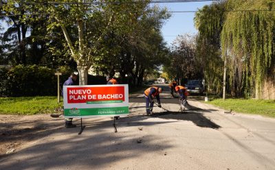 EL MUNICIPIO COMIENZA UNA NUEVA ETAPA DE OBRAS DE BACHEO EN MONTE GRANDE