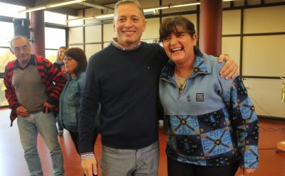 FERNANDO GRAY ENTREGÓ PASES DE TRANSPORTE A PERSONAS CON DISCAPACIDAD