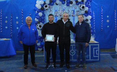 FERNANDO GRAY CELEBRÓ EL 65° ANIVERSARIO DEL CLUB GENERAL LAVALLE DE MONTE GRANDE