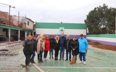FERNANDO GRAY RECORRIÓ LAS OBRAS DEL CLUB CAMI, VISITÓ UN EMPRENDIMIENTO E INSTITUCIONES DEL BARRIO NUESTRAS MALVINAS DE MONTE GRANDE