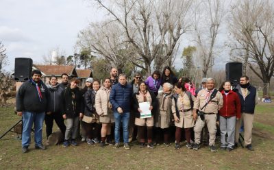 FERNANDO GRAY VISITÓ EL CAMPAMENTO DE INVIERNO DEL GRUPO SCOUT 52