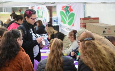 CONTINÚAN LOS OPERATIVOS DE DOCUMENTACIÓN Y ESTEBAN ECHEVERRÍA PRESENTE EN EL DISTRITO