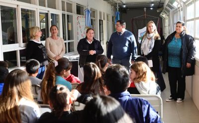 PROGRAMA ECHEverRÍA: EL MUNICIPIO ENTREGÓ LENTES A ESTUDIANTES DE LA ESCUELA SECUNDARIA N° 11