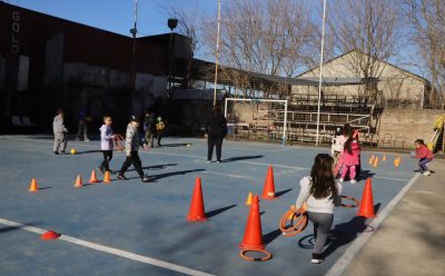 VACACIONES DE INVIERNO: COMENZARON LAS JORNADAS DEPORTIVAS EN ESTEBAN ECHEVERRÍA