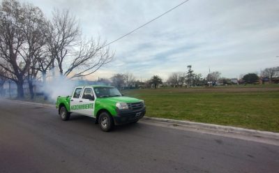 CONTINÚAN LOS TRABAJOS DE FUMIGACIÓN EN MONTE GRANDE