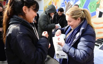 PROGRAMA OFTALMOLÓGICO ECHEverRÍA: EL MUNICIPIO ENTREGÓ LENTES A CHICAS Y CHICOS DE ESCUELAS SECUNDARIAS DE EL JAGÜEL