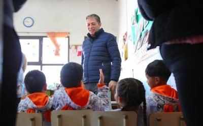 LUIS GUILLÓN: FERNANDO GRAY VISITÓ A VECINAS Y VECINOS DEL BARRIO LOS EUCALIPTOS