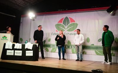 ESCUELA MUNICIPAL DE ARTES Y OFICIOS: EL MUNICIPIO ENTREGÓ 113 KITS A ESTUDIANTES DE TRES CURSOS