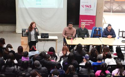 EL MUNICIPIO REALIZÓ UNA CHARLA SOBRE GROOMING EN LA ESCUELA SECUNDARIA N° 12 DE MONTE GRANDE