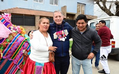 FERNANDO GRAY ACOMPAÑÓ A LA COMUNIDAD BOLIVIANA EN LA CONMEMORACIÓN DE LA SANTÍSIMA VIRGEN DE COPACABANA