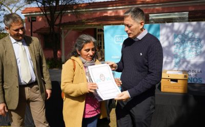 FERNANDO GRAY ENTREGÓ 555 ESCRITURAS A VECINAS Y VECINOS DE ESTEBAN ECHEVERRÍA
