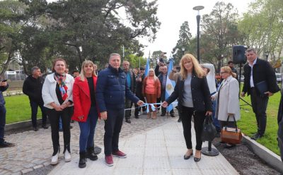 FERNANDO GRAY RECORRIÓ LA OBRA FINALIZADA DE PUESTA EN VALOR DE LA PLAZA SAN MARTÍN