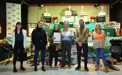 FERNANDO GRAY ENTREGÓ HERRAMIENTAS E INSUMOS A JÓVENES EMPRENDEDORAS Y EMPRENDEDORES DEL DISTRITO