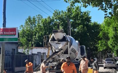 MONTE GRANDE: AVANZAN LAS TAREAS DE BACHEO EN HORMIGÓN