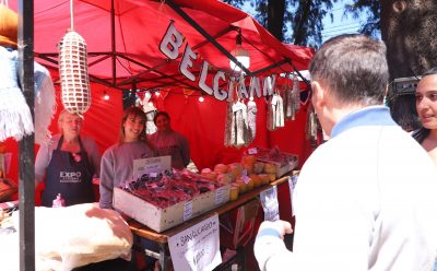 FERNANDO GRAY RECORRIÓ LA FERIA DE EMPRENDEDORAS Y EMPRENDEDORES EXPO ESTEBAN ECHEVERRÍA