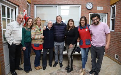 FERNANDO GRAY DIALOGÓ CON ESTUDIANTES DE SECUNDARIA DEL COLEGIO VICENTA VIDAL BOU