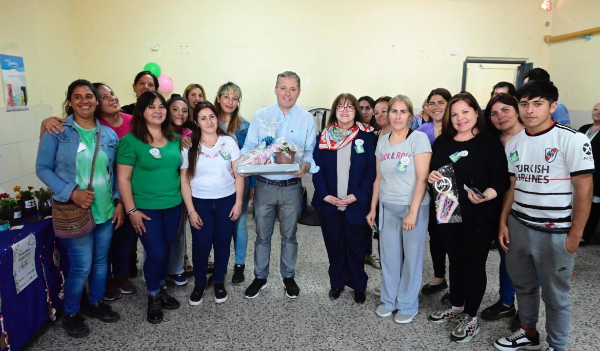 FERNANDO GRAY PARTICIPÓ DEL FESTEJO POR EL 15° ANIVERSARIO DEL CENTRO DE FORMACIÓN PROFESIONAL N° 403
