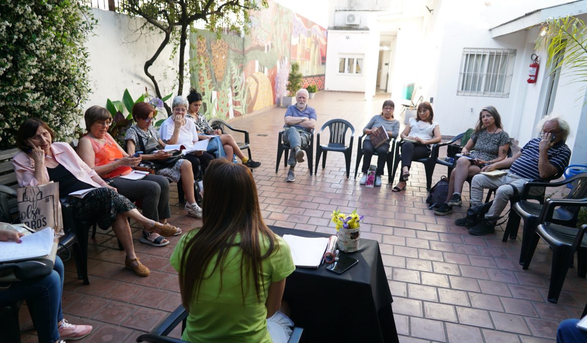 NUEVO ENCUENTRO DEL TALLER LITERARIO DE LA ASOCIACIÓN DE ARTES Y LETRAS DE ESTEBAN ECHEVERRÍA