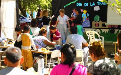 EL JAGÜEL: INTEGRANTES DEL TALLER MUNICIPAL CUENTOS DE MAYOR A MENOR VISITARON A CHICAS Y CHICOS DEL CENTRO DE ATENCIÓN INTEGRAL SANTA ISABEL 