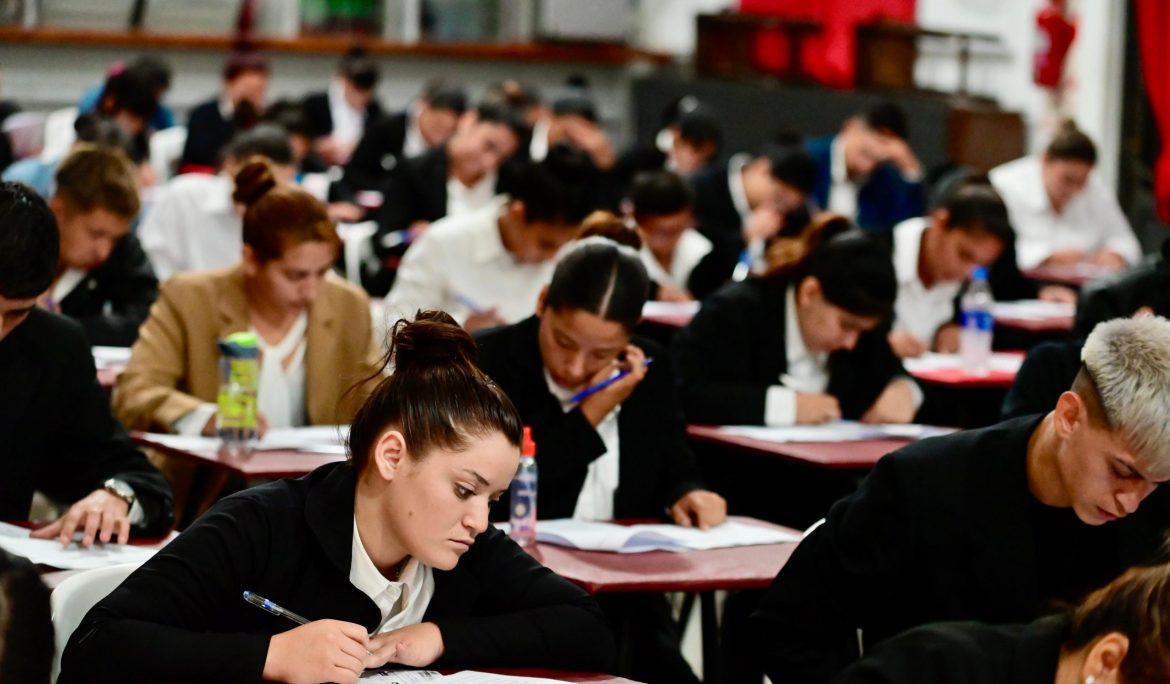 JORNADA DE EVALUACIÓN PARA ASPIRANTES A FORMAR PARTE DE LA POLICÍA BONAERENSE 2024