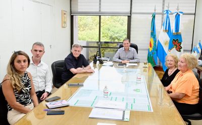 FERNANDO GRAY SE REUNIÓ CON LA ASOCIACIÓN DE DEFENSA DE USUARIOS Y CONSUMIDORES (DE.U.CO.)