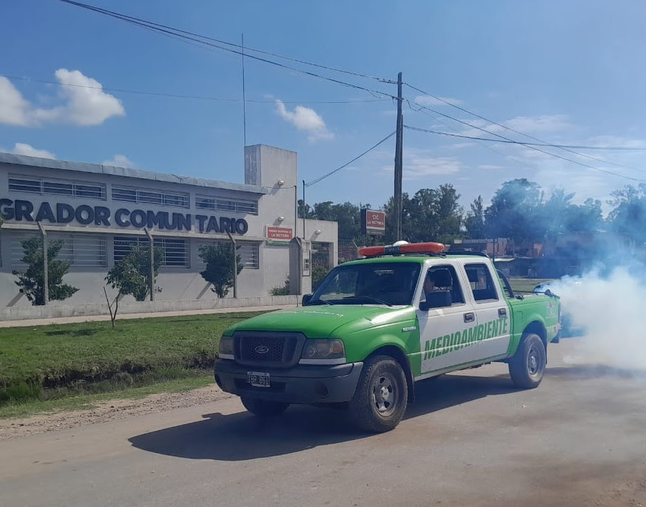NUEVAS TAREAS DE FUMIGACIÓN EN MONTE GRANDE SUR