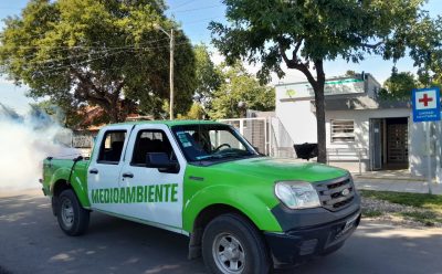 EL MUNICIPIO CONTINÚA CON LOS OPERATIVOS DE FUMIGACIÓN EN EL DISTRITO